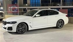 بی ئێم دەبڵیو سیریەس 5